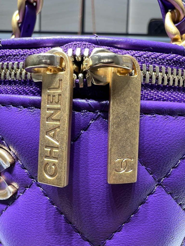 Chanel Ap2873 Vanity with Chain Patent calfskin Purple