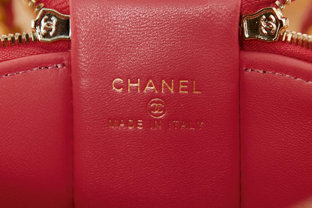 Chanel Ap2873 Vanity with Chain Patent calfskin Pink