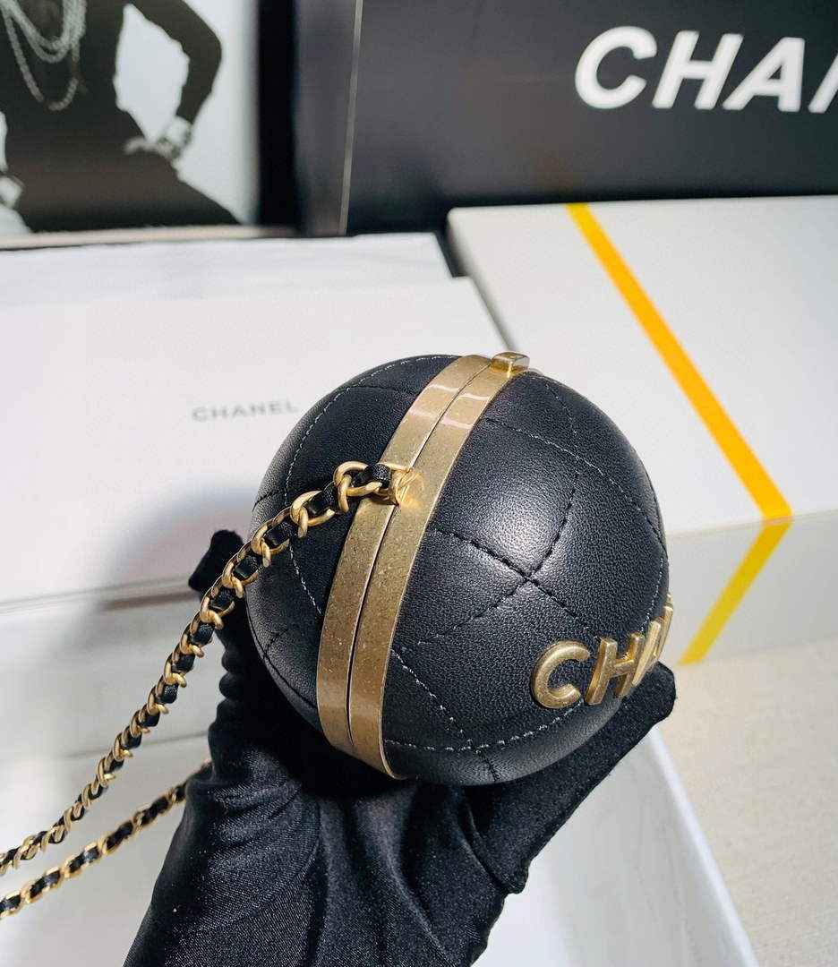 Chanel AP2895 Sphere Minaudiere Lambskin Gold Hardware black