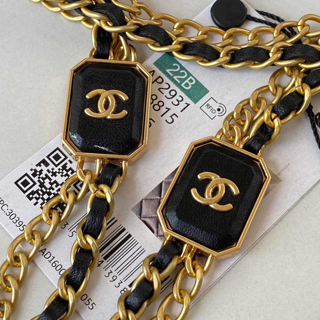 Chanel AP2931 Small Vanity with Chain Lambskin Black
