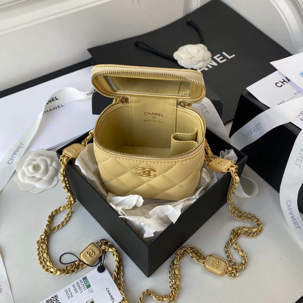 Chanel AP2931 Small Vanity with Chain Lambskin beige