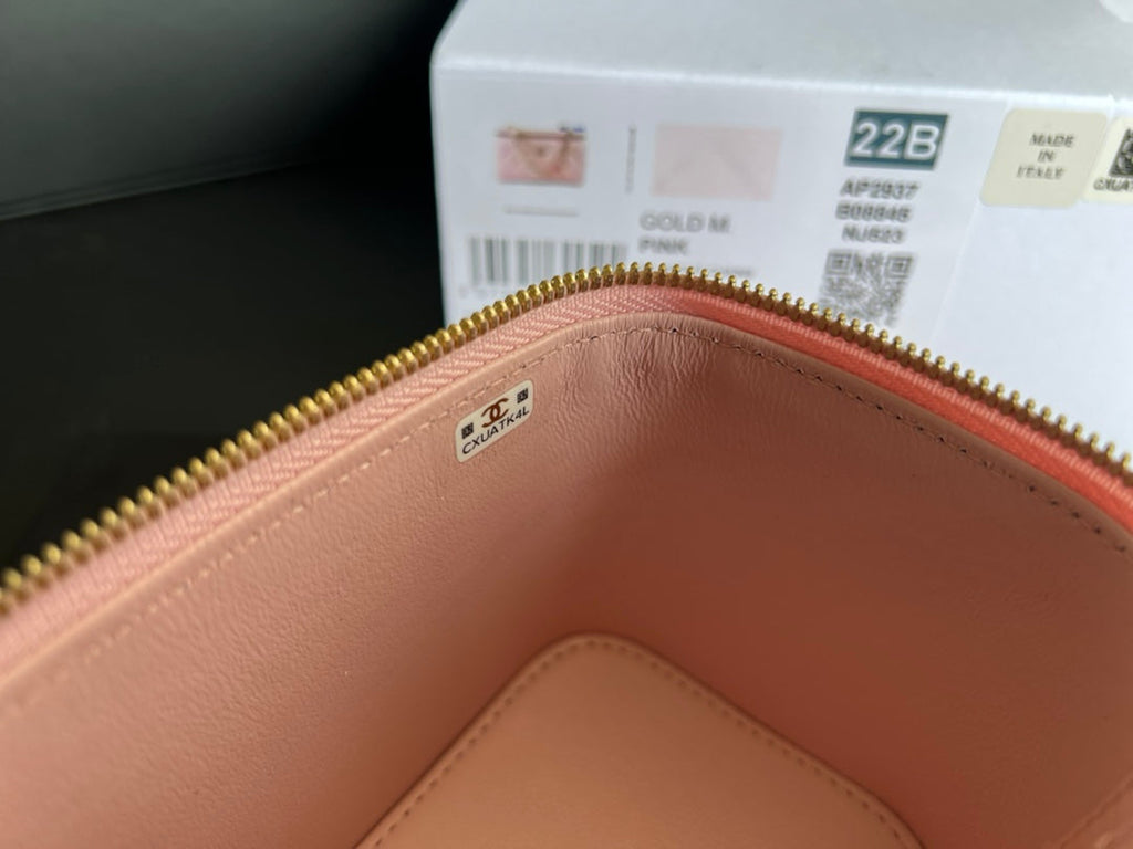 Chanel AP2937 Vanity with Chain Lambskin Pink