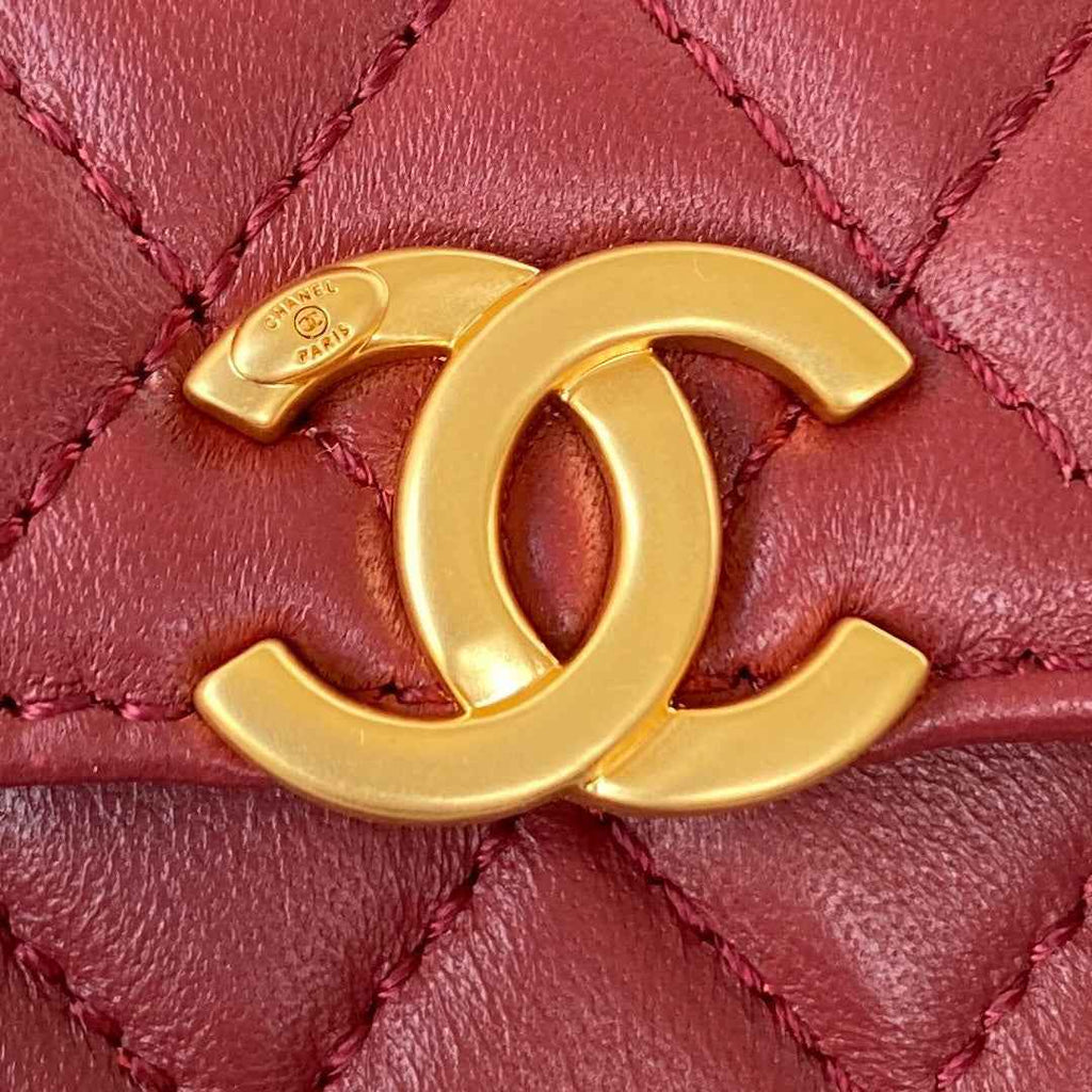 Chanel AP2944 Clutch with Chain Lambskin Red