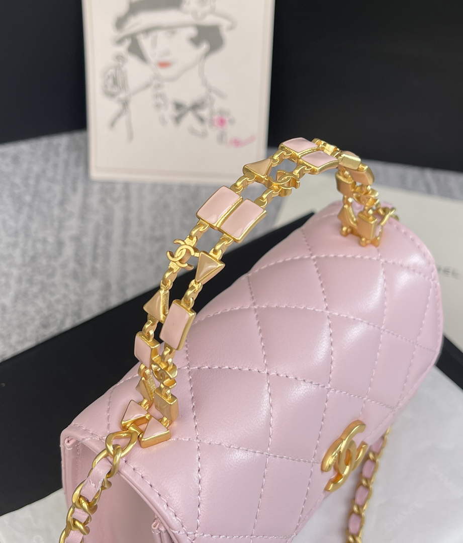 Chanel AP2945 Clutch with Chain Lambskin Pink