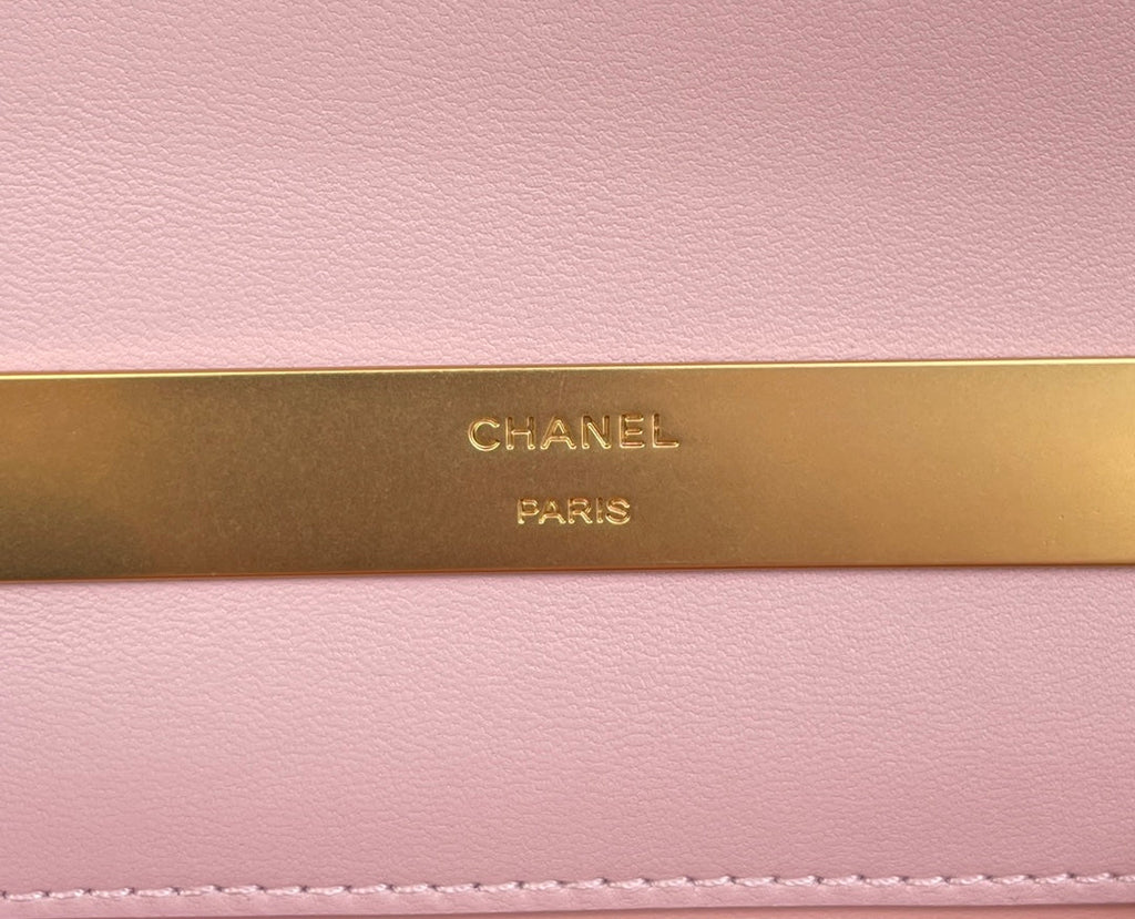 Chanel AP2945 Clutch with Chain Lambskin Pink