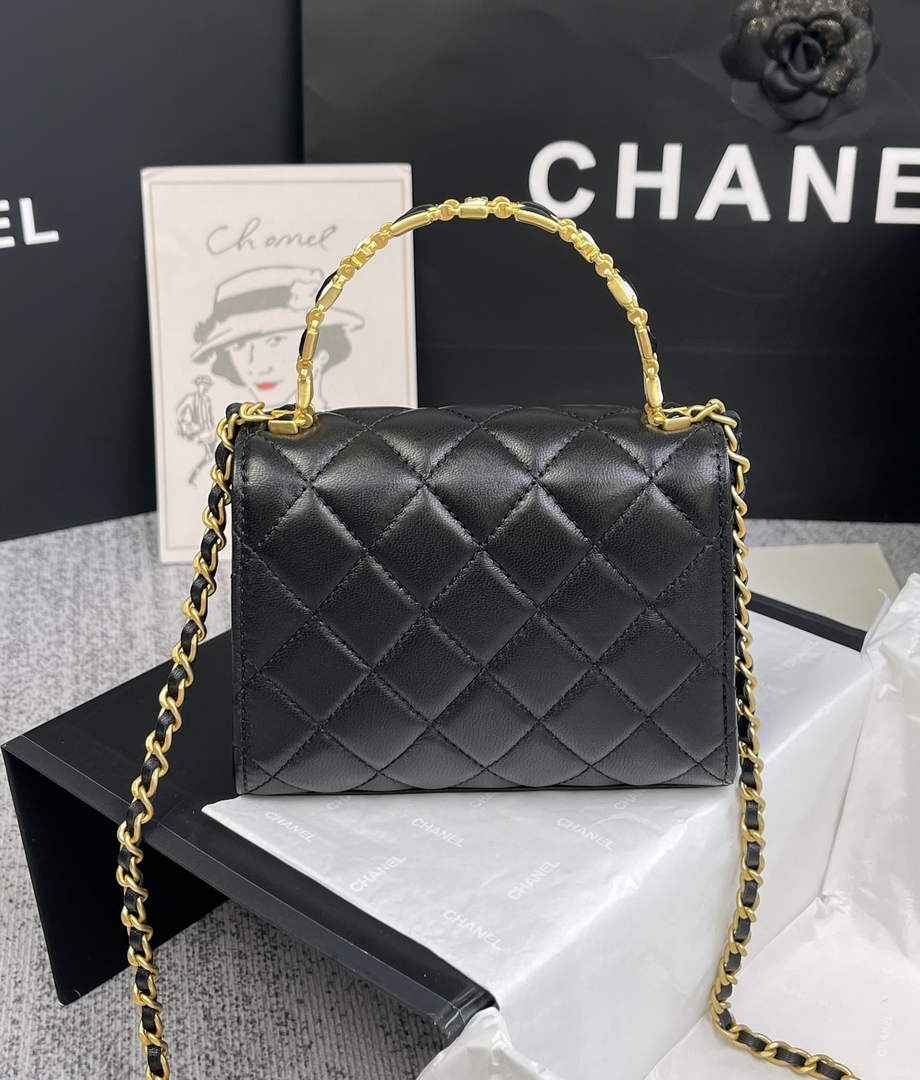 Chanel AP2945 Clutch with Chain Lambskin Black