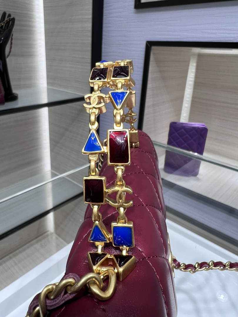 Chanel AP2946 Flap Phone Holder with Chain Lambskin Red