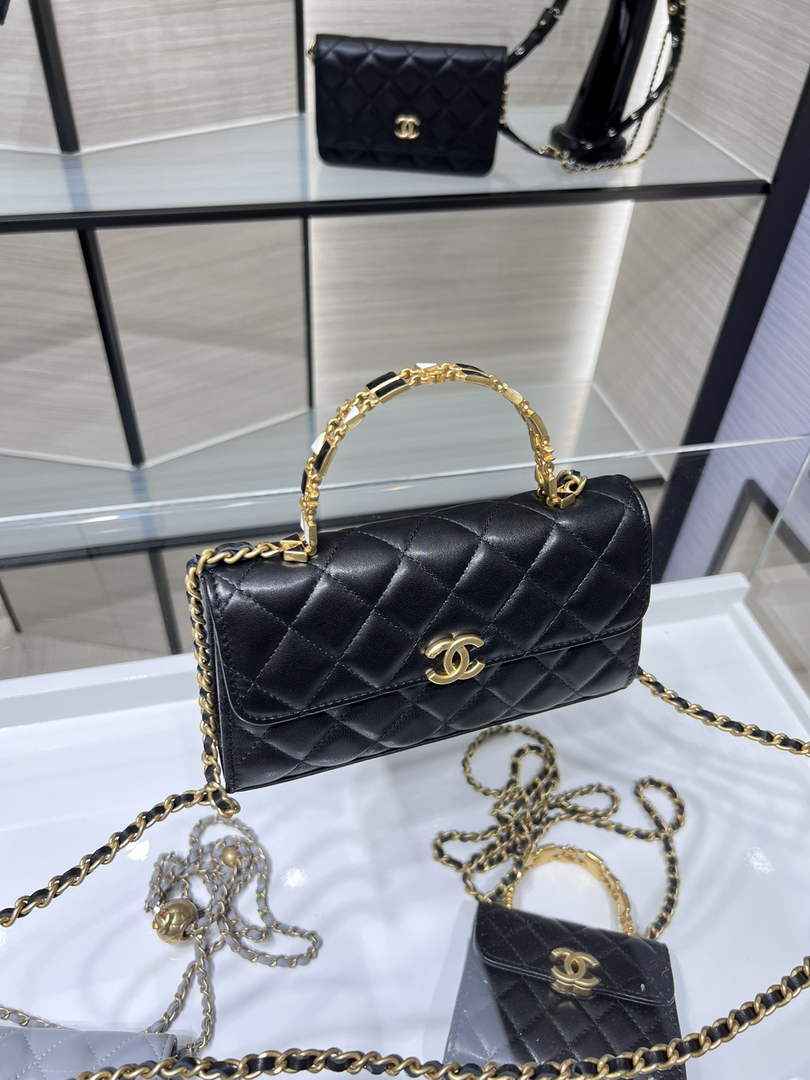Chanel AP2946 Flap Phone Holder with Chain Lambskin Black