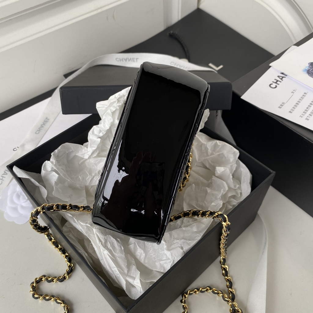 Chanel AP3005 Clutch with Chain Patent Calfskin Gold Black