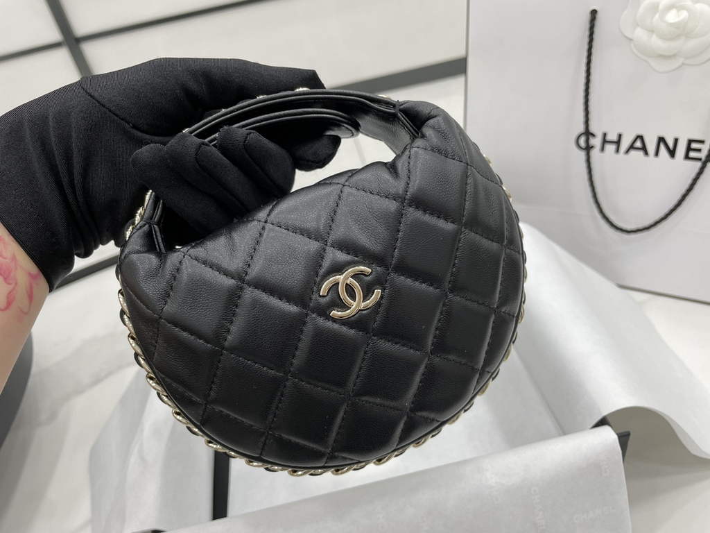 Chanel AP3095 Pouch Lambskin Gold-Tone Metal Black