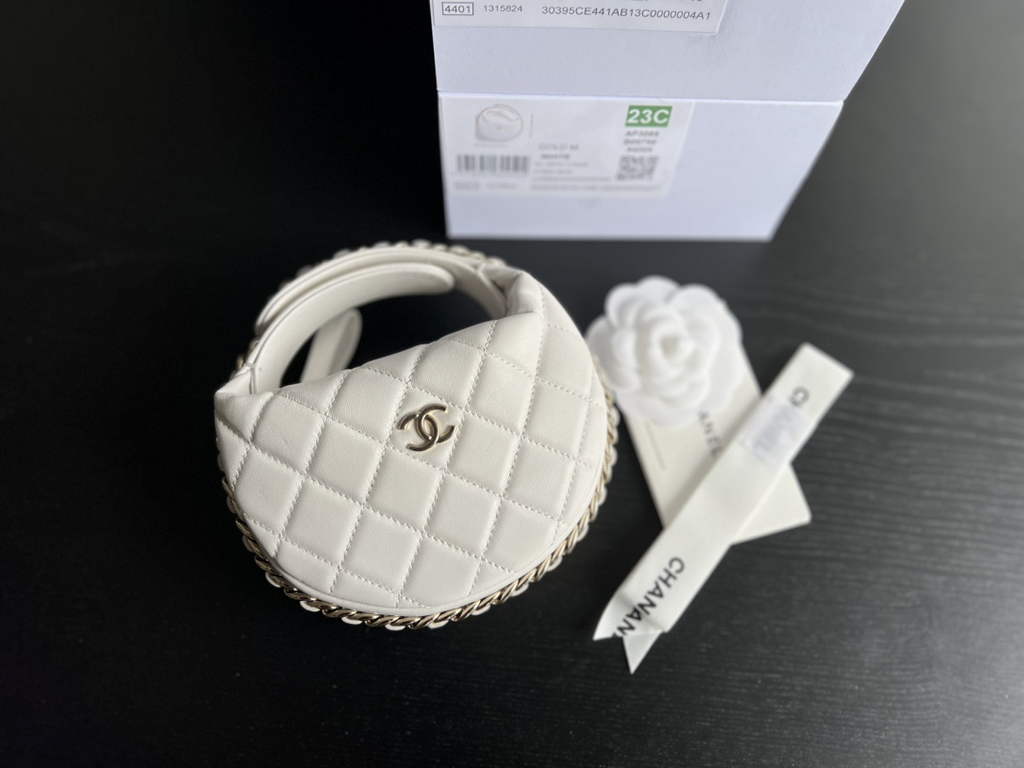 Chanel AP3095 Pouch Lambskin Gold-Tone Metal White