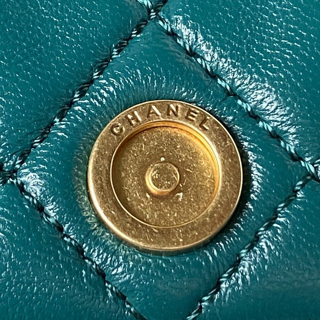 Chanel AP3207 Flap Phone Holder with Chain Lambskin Green