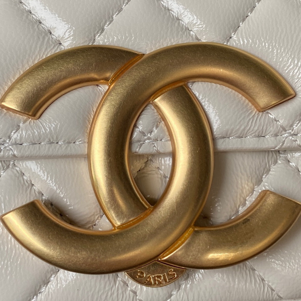 Chanel AP3207 Flap Phone Holder with Chain Lambskin White