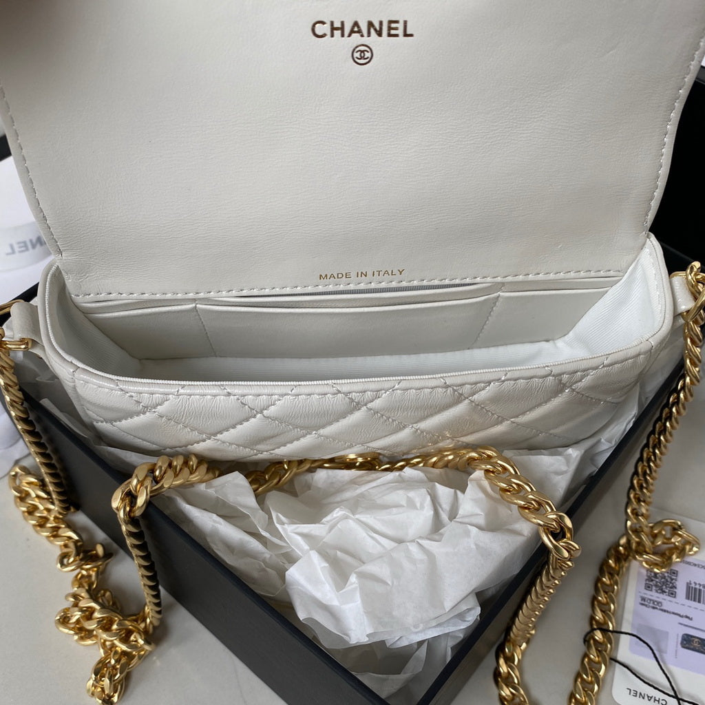 Chanel AP3207 Flap Phone Holder with Chain Lambskin White