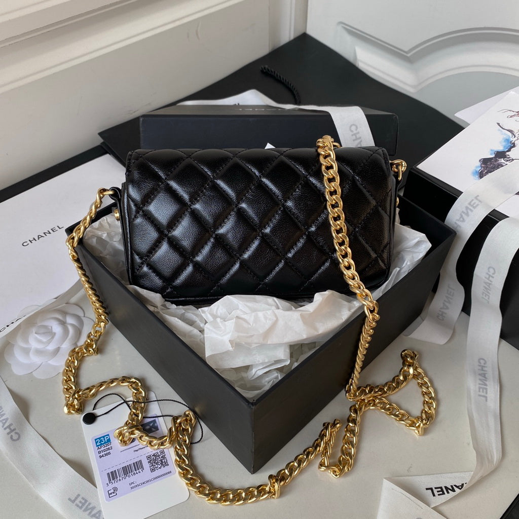 Chanel AP3207 Flap Phone Holder with Chain Lambskin Black