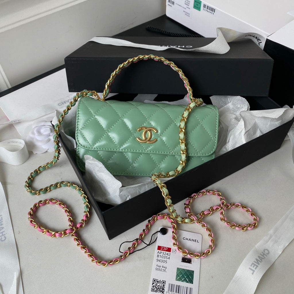 Chanel AP3242 Flap Phone Holder with Chain Shiny Calfskin Green