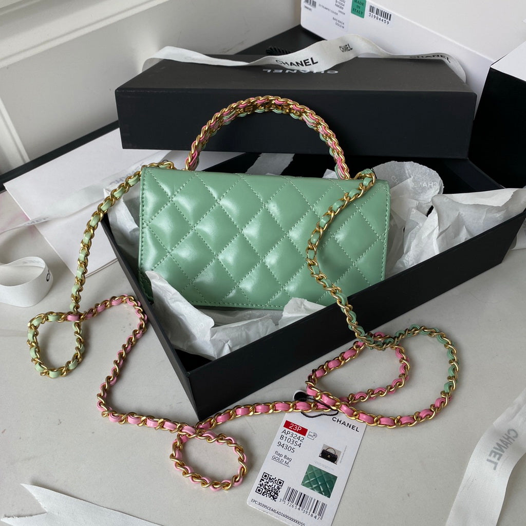 Chanel AP3242 Flap Phone Holder with Chain Shiny Calfskin Green