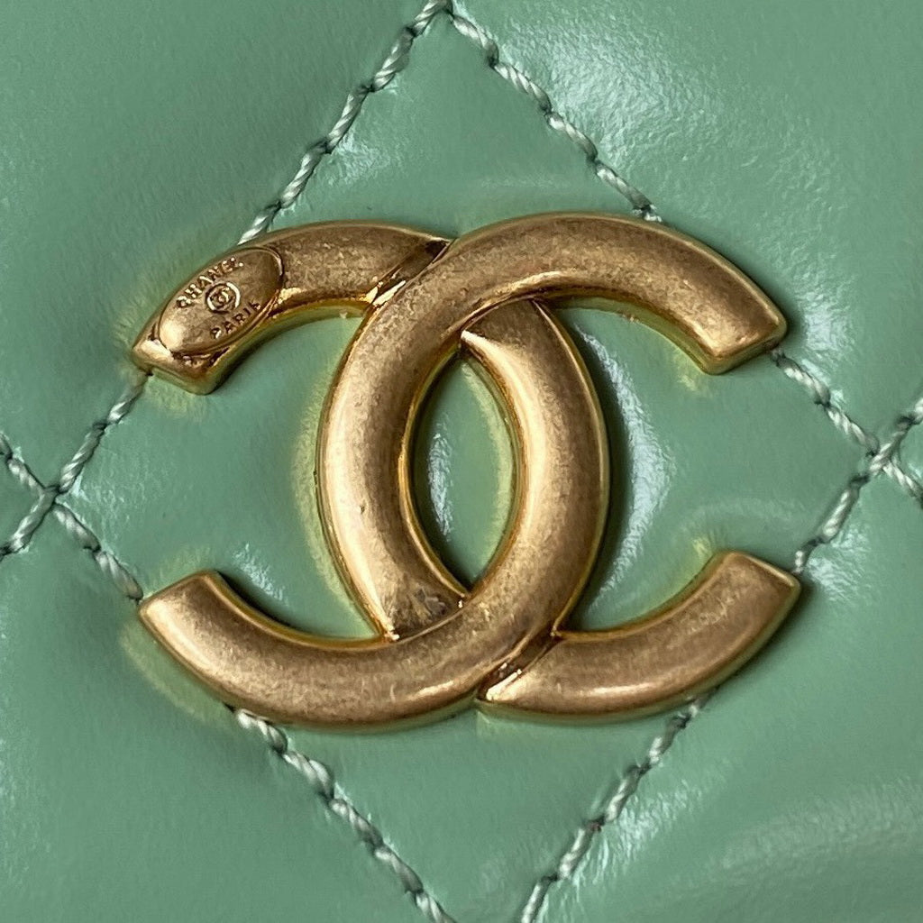Chanel AP3242 Flap Phone Holder with Chain Shiny Calfskin Green