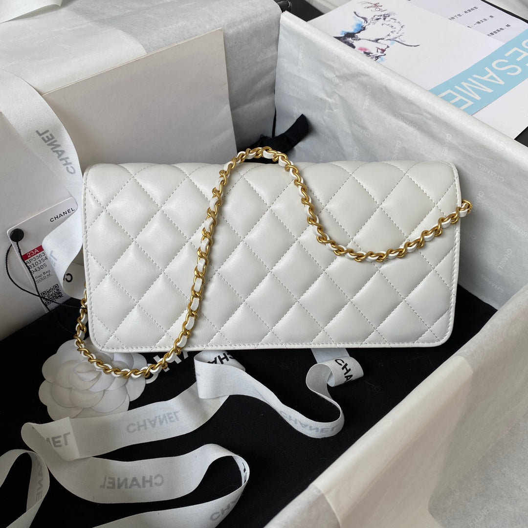 Chanel AP3363 Evening Clutch with chain Lambskin Beige