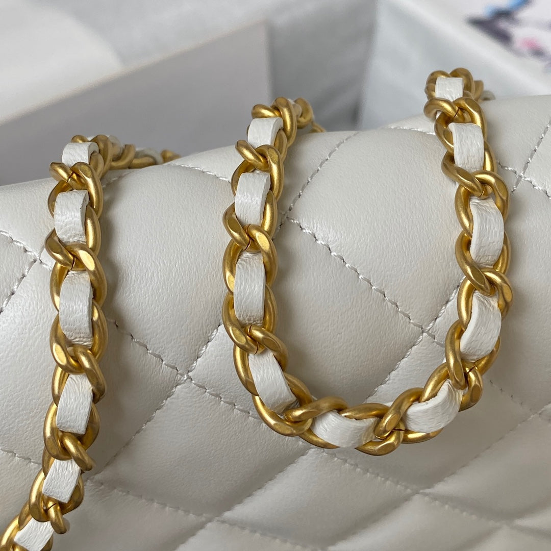 Chanel AP3363 Evening Clutch with chain Lambskin Beige