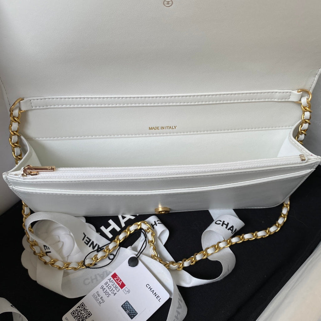Chanel AP3363 Evening Clutch with chain Lambskin Beige