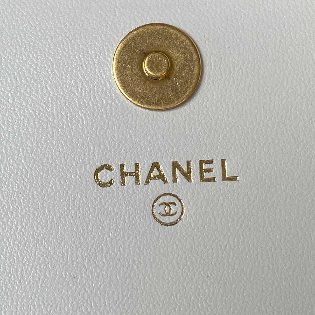 Chanel AP3363 Evening Clutch with chain Lambskin Beige