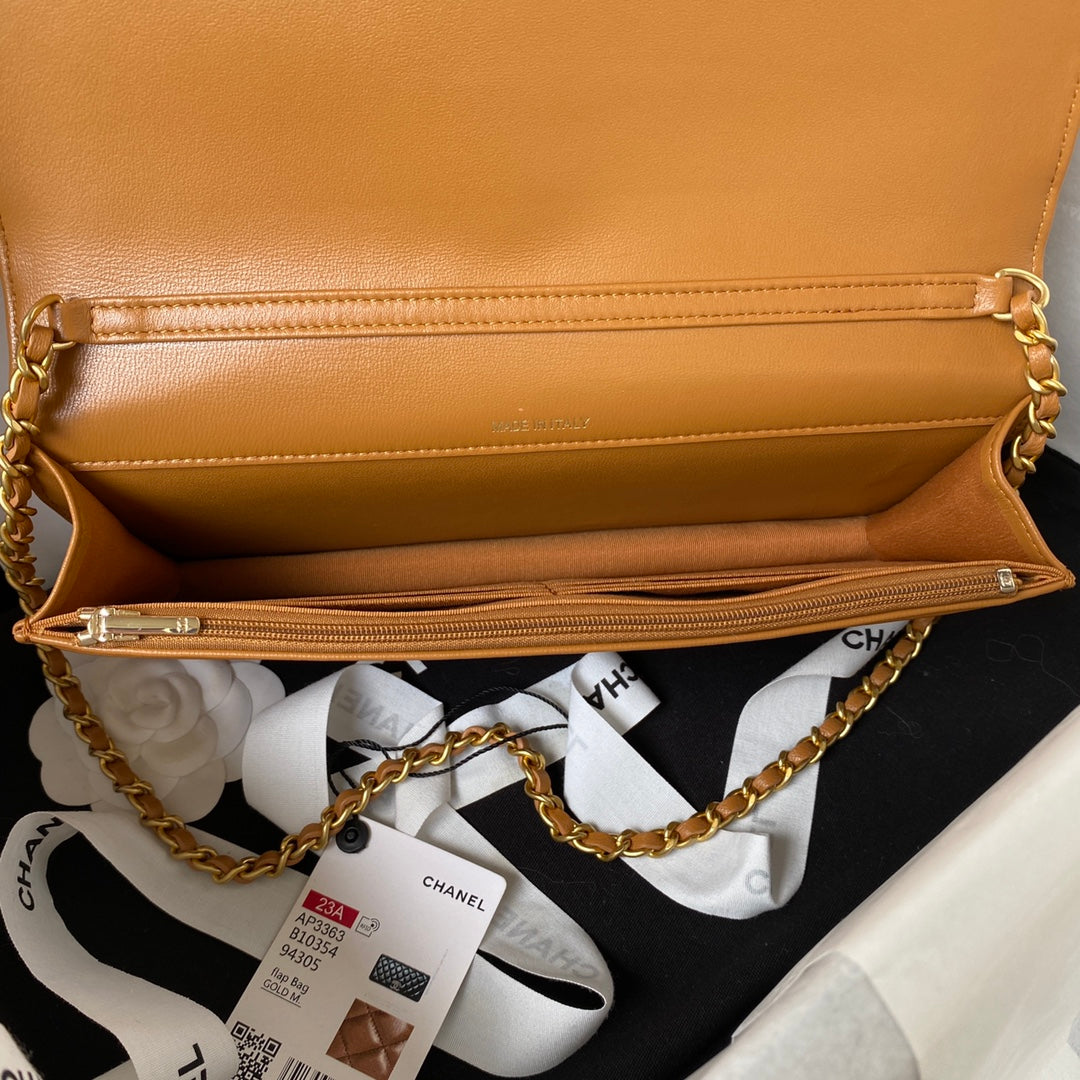 Chanel AP3363 Evening Clutch with chain Lambskin Tan
