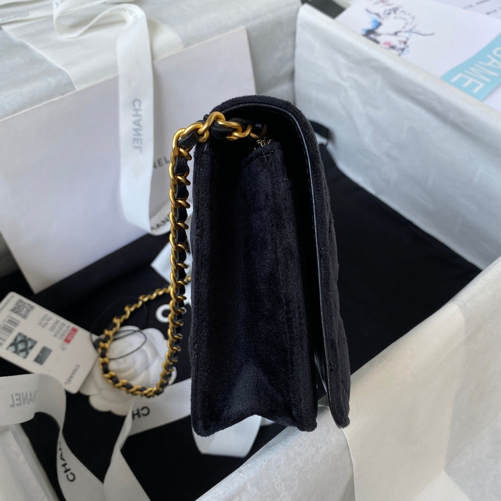 Chanel AP3363 Evening Clutch with chain Velvet Black