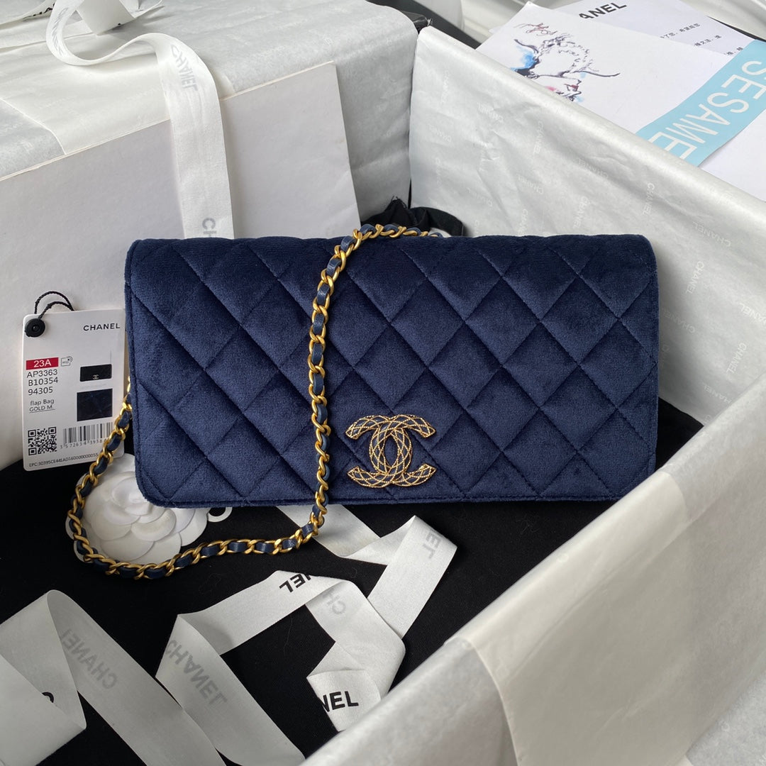 Chanel AP3363 Evening Clutch with chain Velvet Navy Blue