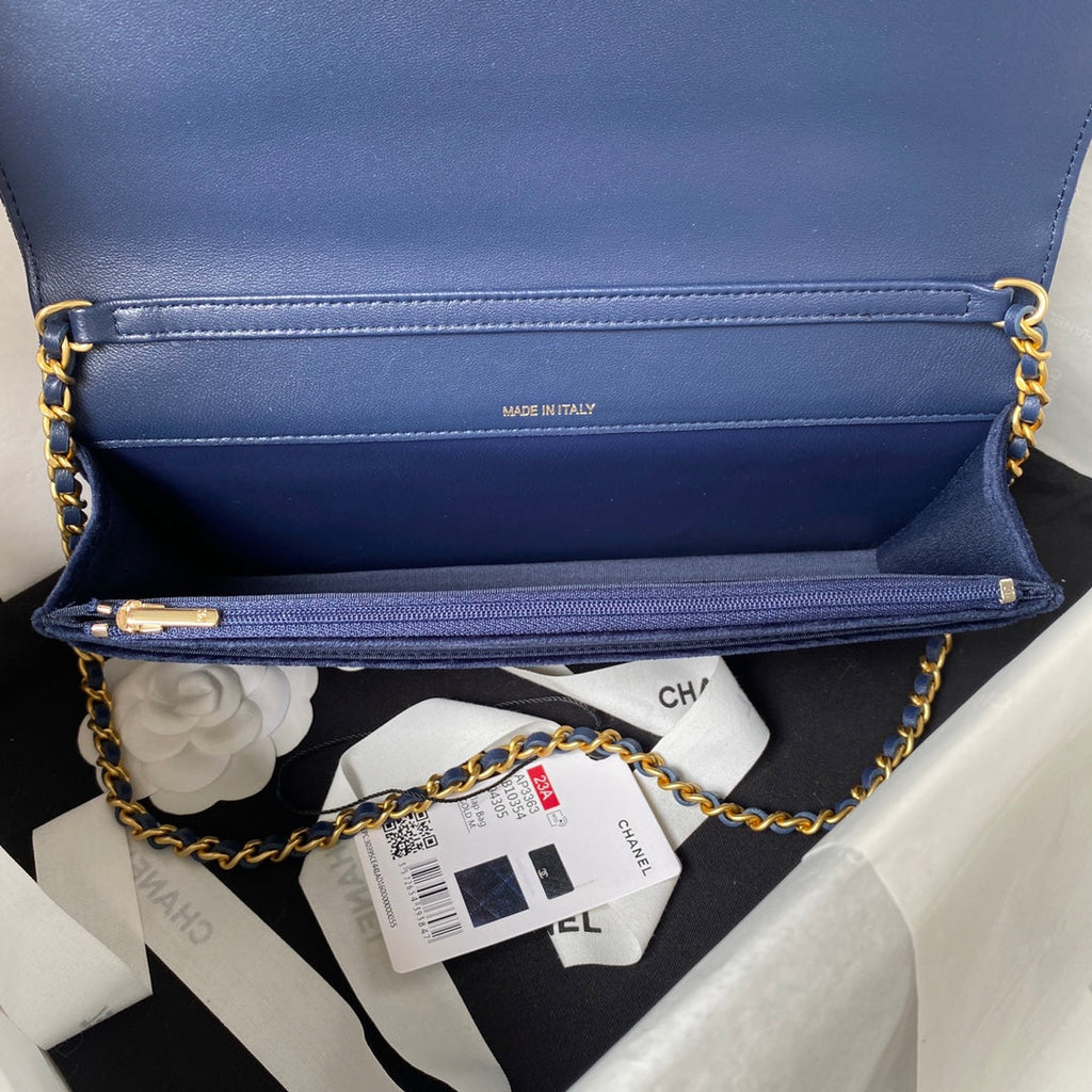 Chanel AP3363 Evening Clutch with chain Velvet Navy Blue