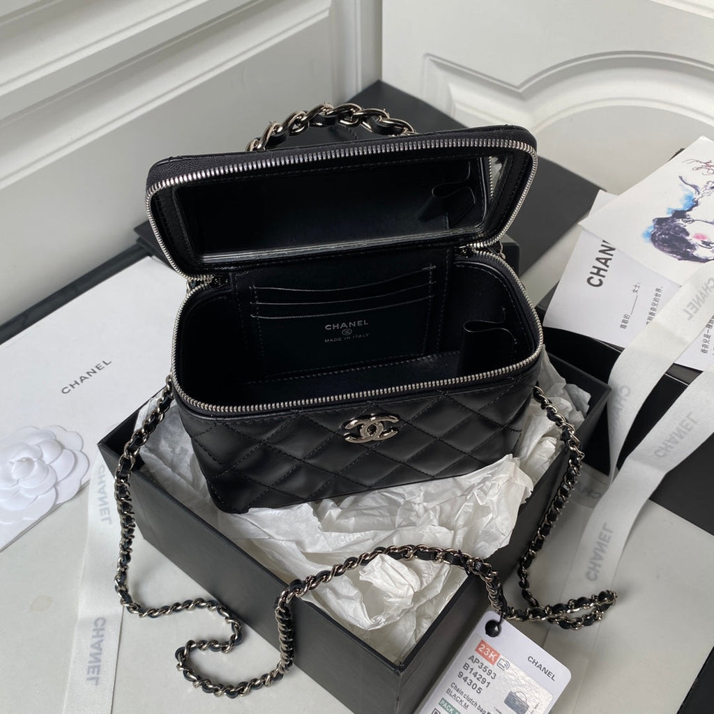 Chanel AP3593 Shiny crumpled calfskin strass  Ruthenium-Finish Metal Black