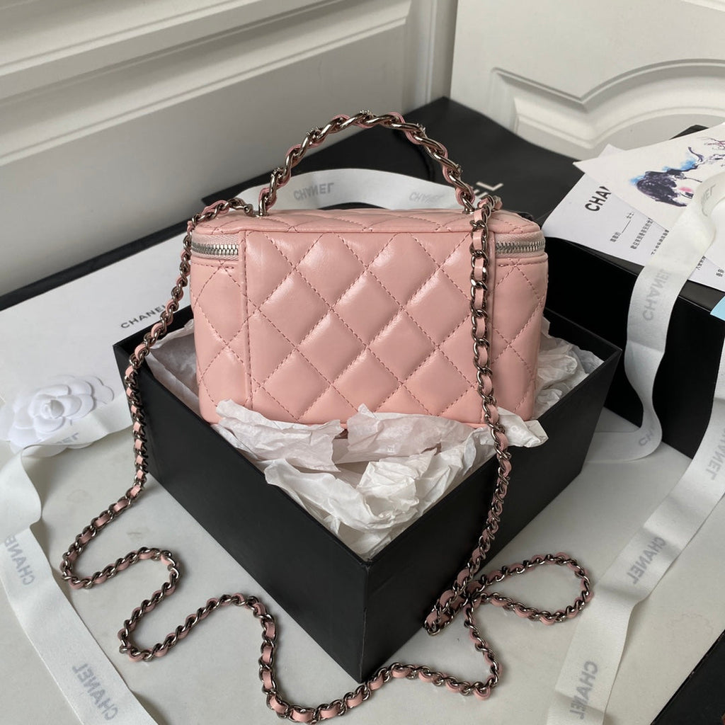 Chanel AP3593 Shiny crumpled calfskin strass  Ruthenium-Finish Metal Pink