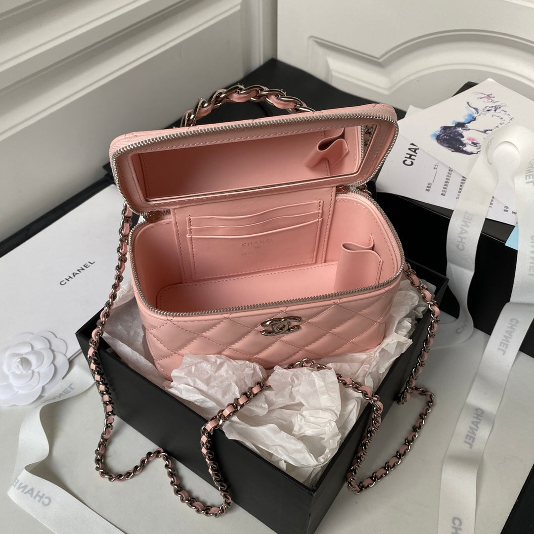 Chanel AP3593 Shiny crumpled calfskin strass  Ruthenium-Finish Metal Pink