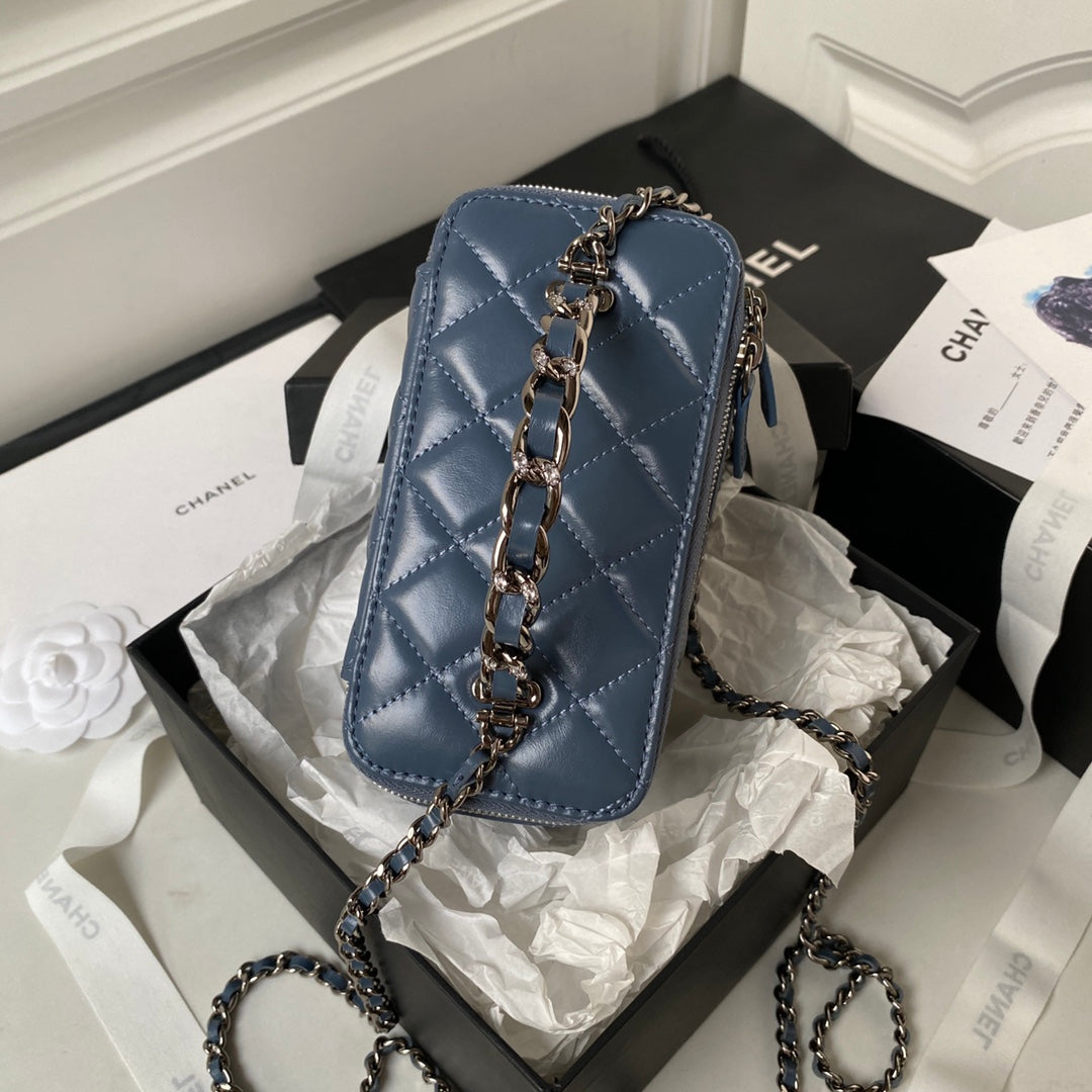 Chanel AP3593 Shiny crumpled calfskin strass  Ruthenium-Finish Metal Blue