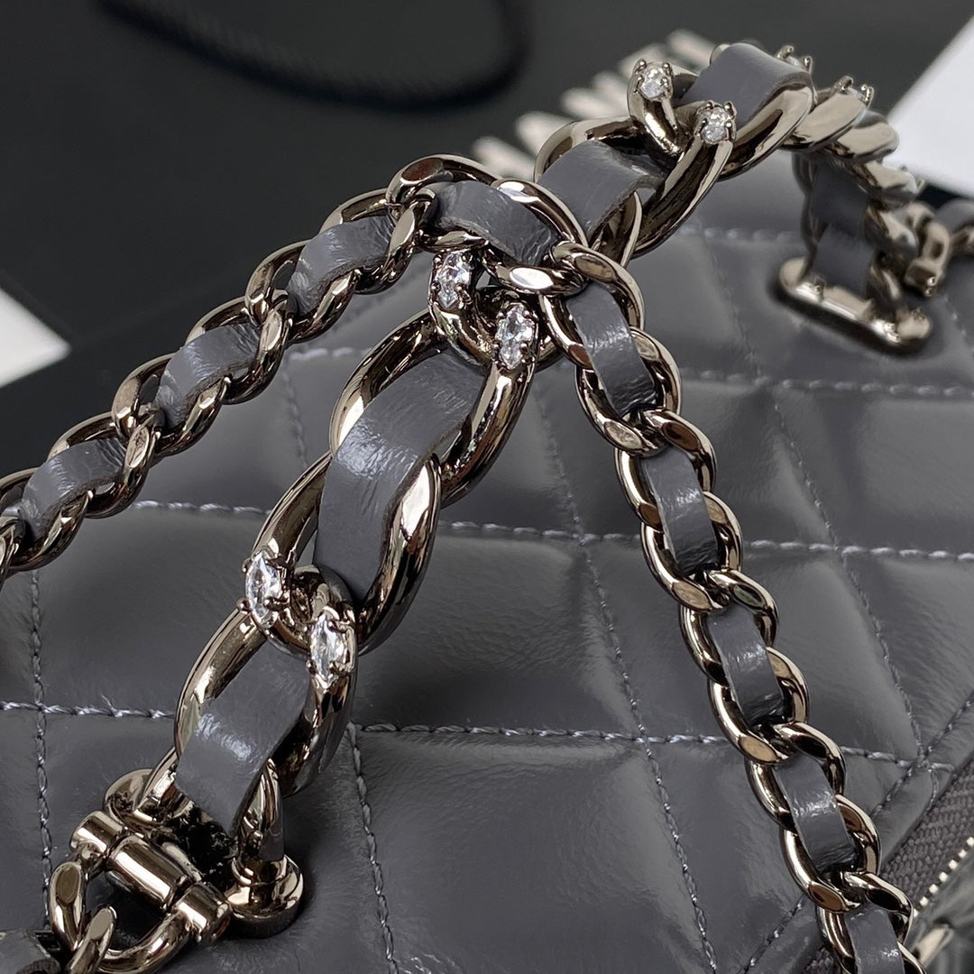 Chanel AP3593 Shiny crumpled calfskin strass  Ruthenium-Finish Metal Gray