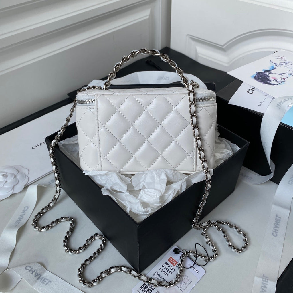 Chanel AP3593 Shiny crumpled calfskin strass  Ruthenium-Finish Metal White