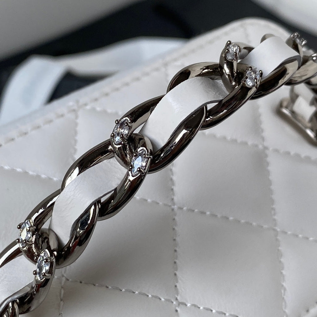 Chanel AP3593 Shiny crumpled calfskin strass  Ruthenium-Finish Metal White