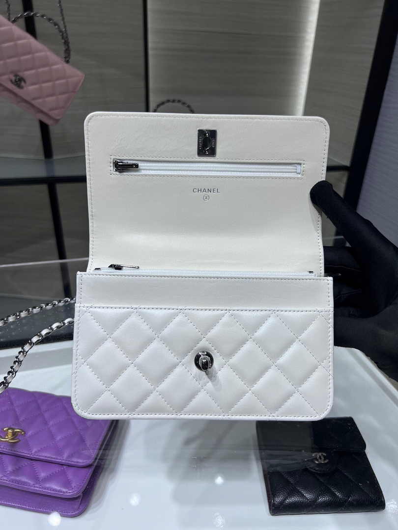 Chanel AP3645 Wallet on chain Shiny Crumpled Calfskin Strass Metal White