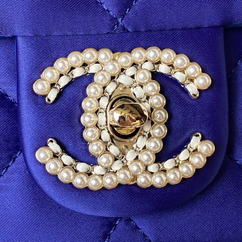 Chanel AP3791 Evening Clutch with chain Velvet Blue