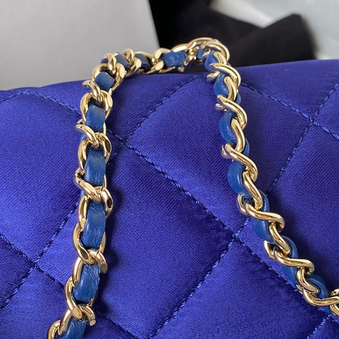 Chanel AP3791 Evening Clutch with chain Velvet Blue