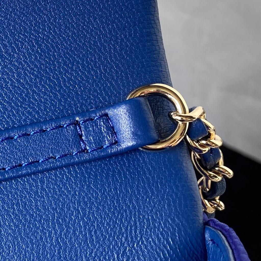 Chanel AP3791 Evening Clutch with chain Velvet Blue