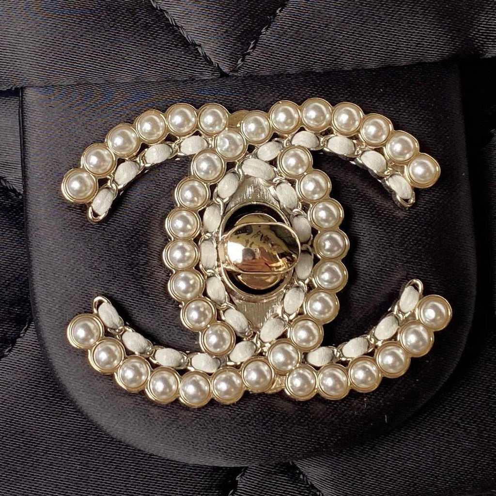 Chanel AP3791 Evening Clutch with chain Velvet Black