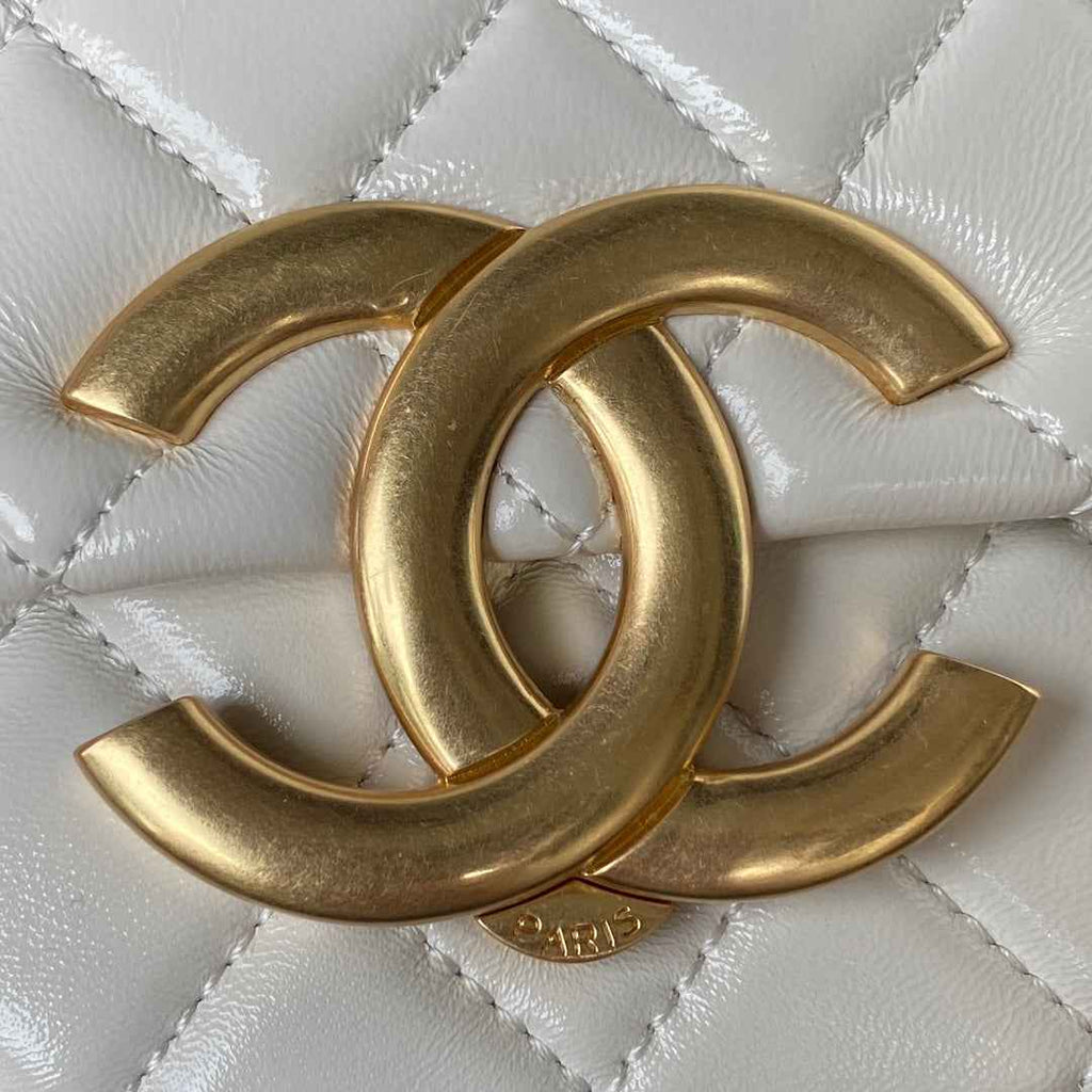 Chanel AP3854 Small Flap Phone Holder with Chain Lambskin White