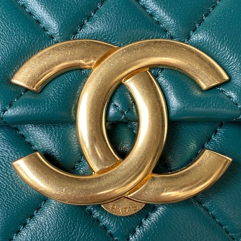 Chanel AP3854 Small Flap Phone Holder with Chain Lambskin Green