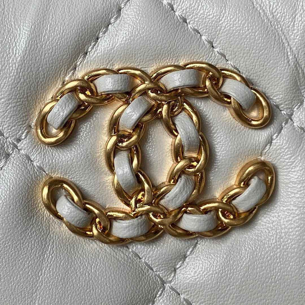 Chanel AP4422 Hobo Bag Calfskin White