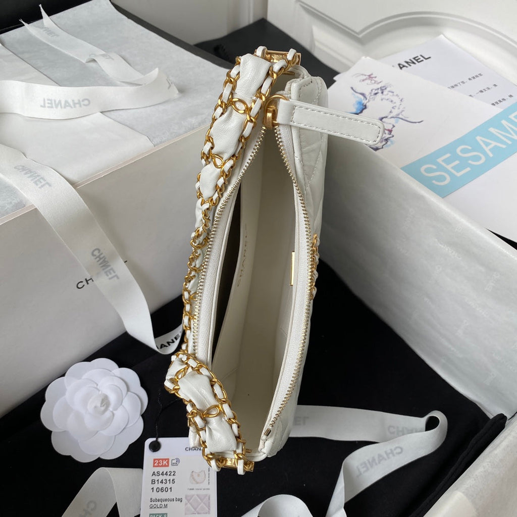 Chanel AP4422 Hobo Bag Calfskin White