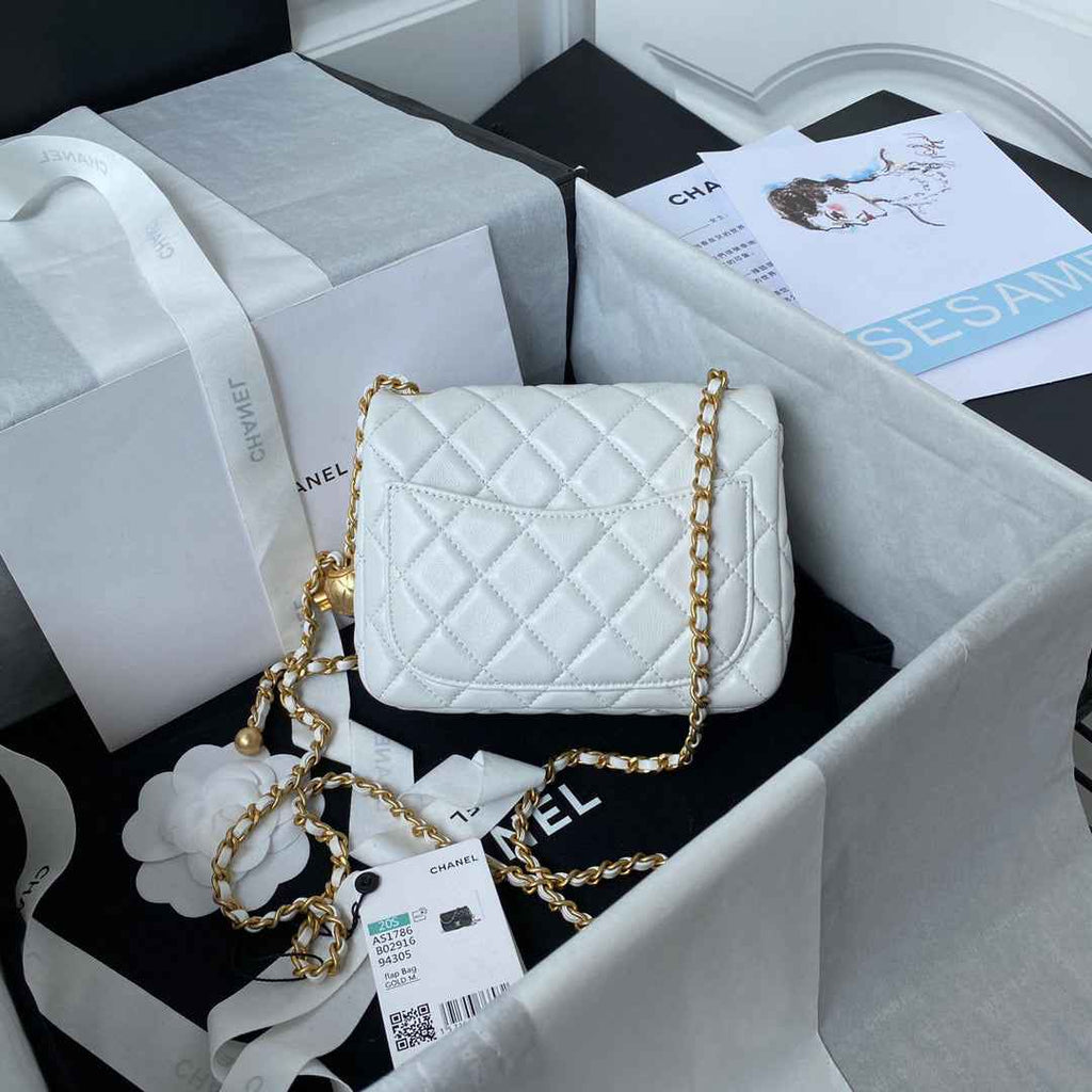 Chanel AS1786 Mini Flap Bag Lambskin white