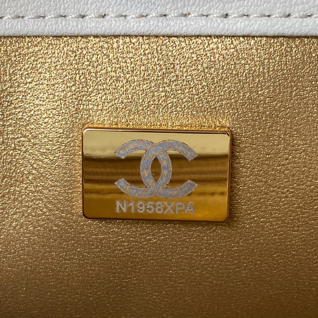 Chanel AS1786 Mini Flap Bag Lambskin white