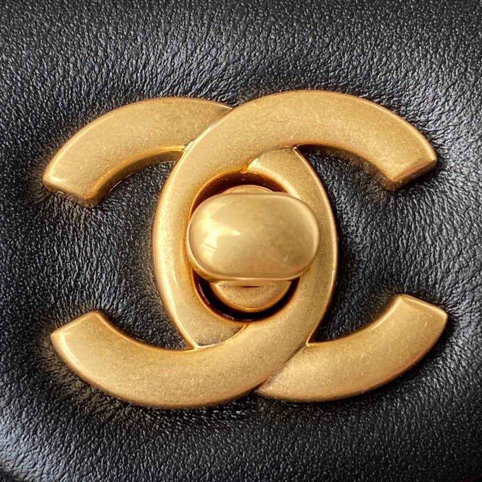 Chanel AS1787 Small Flap Bag Lambskin Black