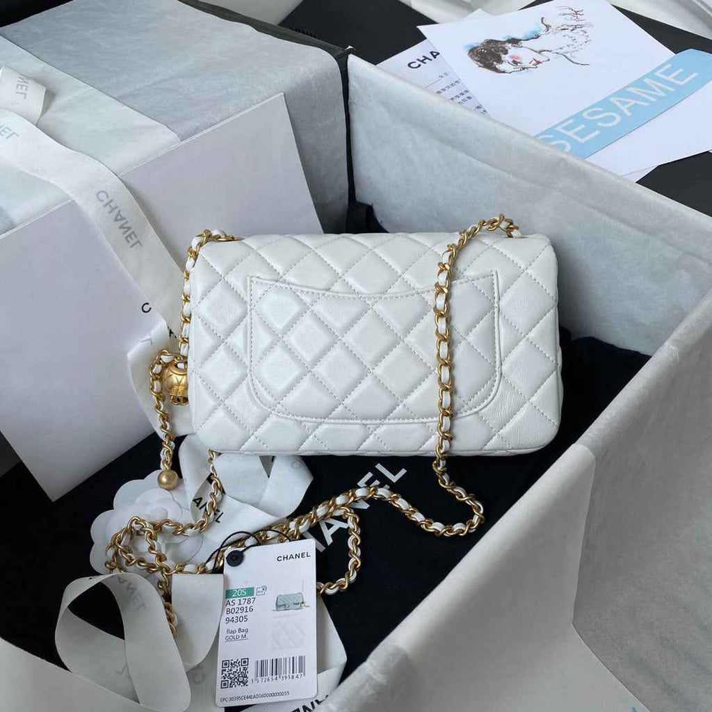 Chanel AS1787 Small Flap Bag Lambskin White